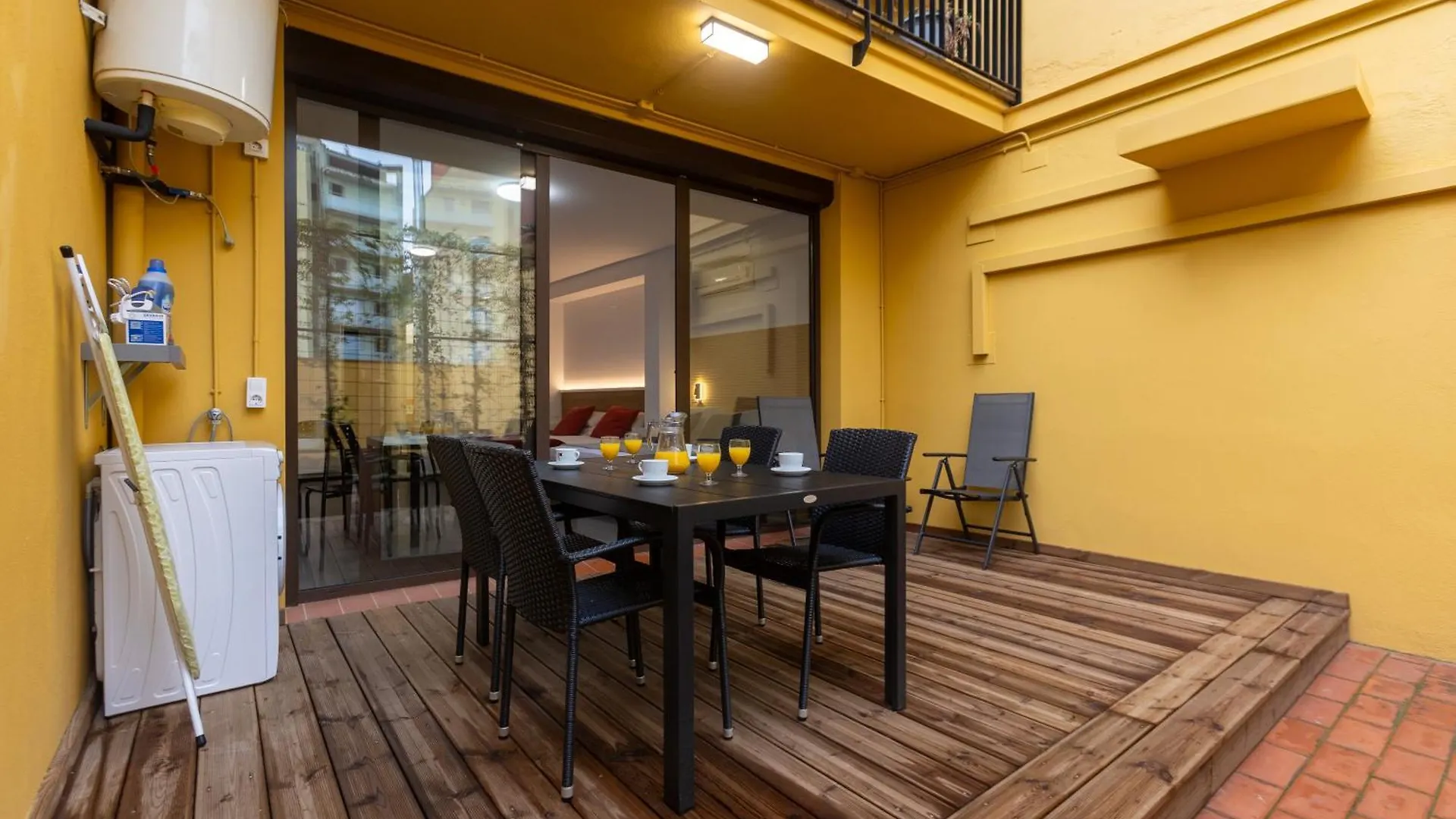 Апартаменты Apartamentos Enfrente Del Museo Dali Фигерас Испания