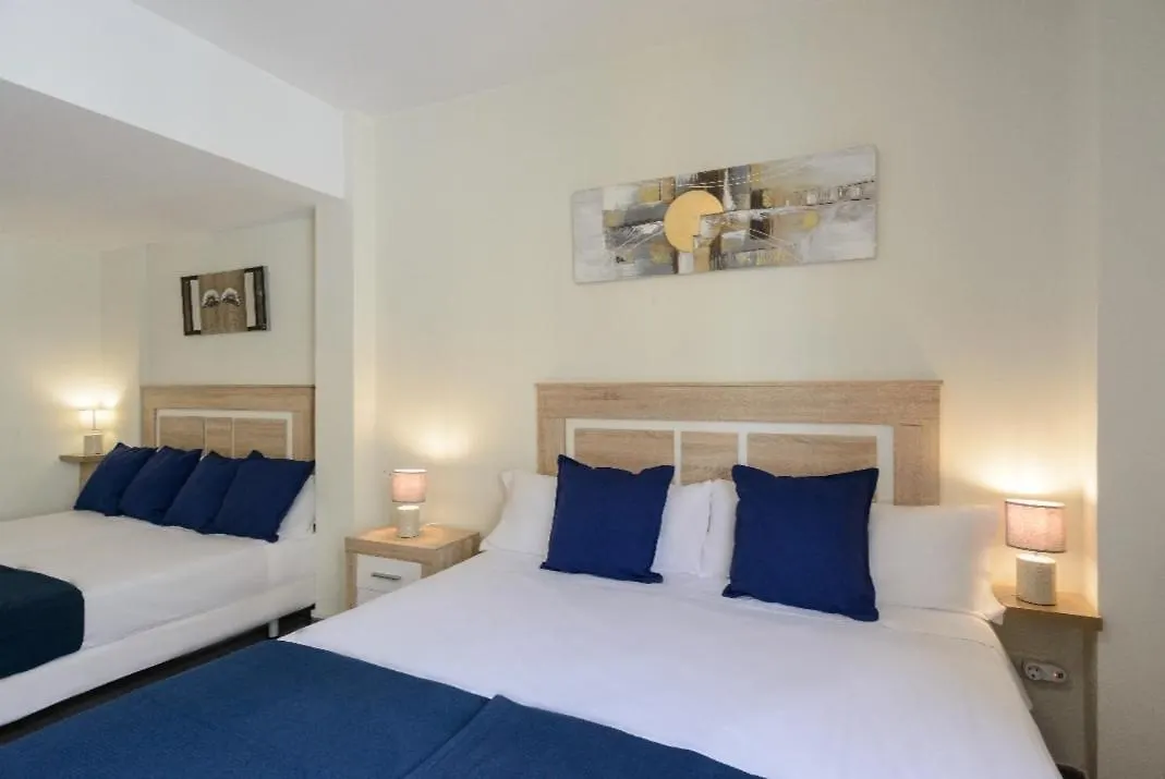 Apartamentos Enfrente Del Museo Dali Figueres  Apartment Figueres (Girona)